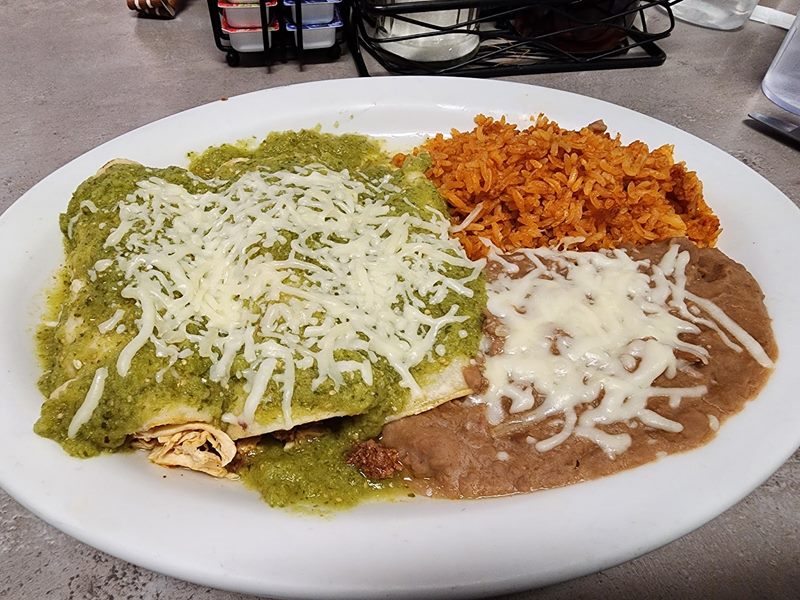 Miss Kitty's Cafe | Mexican & American Grill food